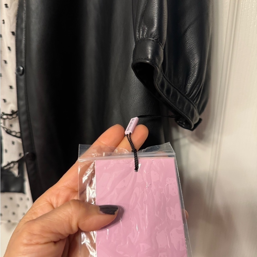 New - Vegan (faux) butter soft leather button jacket - Picture 2 of 7